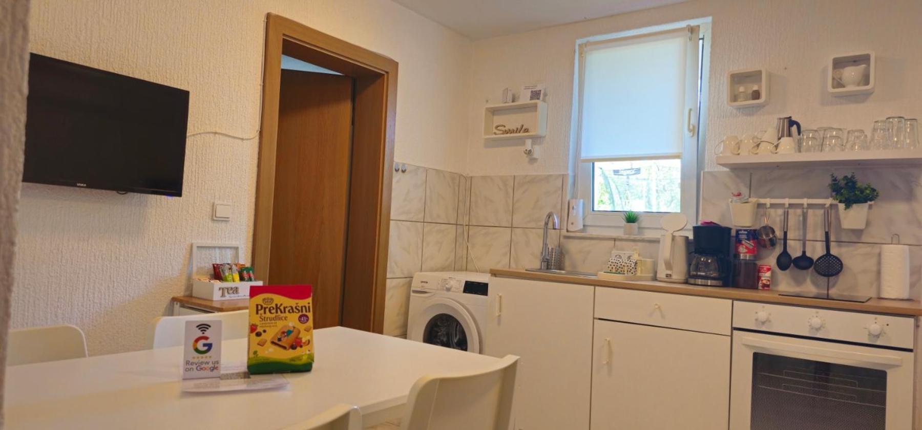 ウマグKadencaアパートメント 部屋 写真